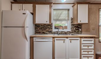 215 Tolman Creek Rd SPC 10, Ashland, OR 97520