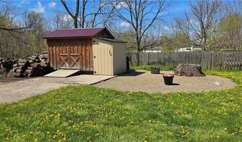241 East Ave, Akron, NY 14001