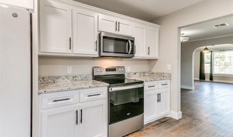 1127 S 19th St, Chickasha, OK 73018