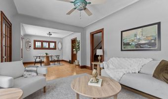 209 W PARKWAY Blvd, Appleton, WI 54911