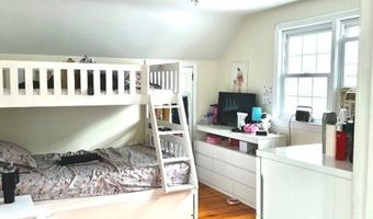 32 Maier St, Belleville, NJ 07109