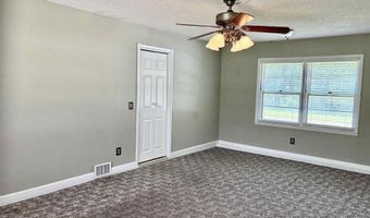 1610 N Park Ln, Augusta, KS 67010