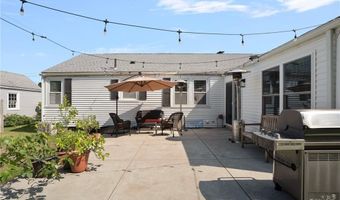 165 Garden City Dr, Cranston, RI 02920