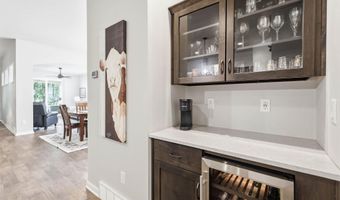 2404 E Baldeagle Dr, Appleton, WI 54913