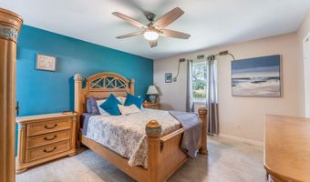 162 BELVEDERE St, Atlantic Beach, FL 32233