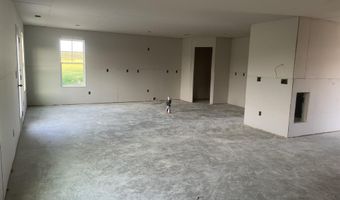 94 Coachman Ln, Autryville, NC 28318