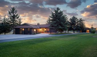 106 Chestnut Ln, Bellevue, ID 83313
