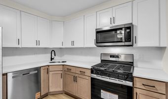 104 Dundee Ct, Aberdeen, NJ 07747