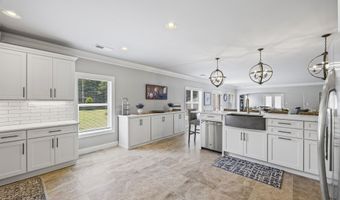 1005 Renfroe Lk, Auburn, GA 30011