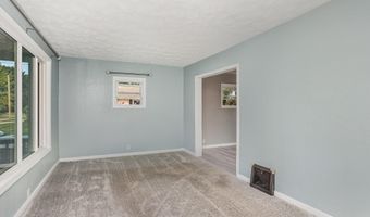 704 Republic Ave, Alma, MI 48801