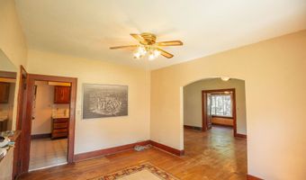 306 E College, Algona, IA 50511