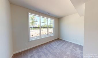 2704 S Spurway Dr, Ann Arbor, MI 48105