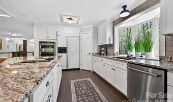170 Weston Rd, Arden, NC 28704