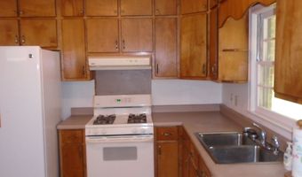 122 Houston, Barnesville, GA 30204