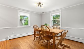 58 Lakeshore Ave, Beverly, MA 01915