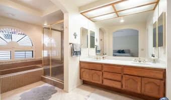 1139 Moody Dr, Escondido, CA 92027