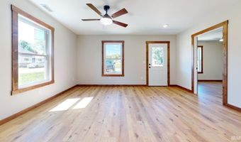 120 N Murlin St, Bicknell, IN 47512