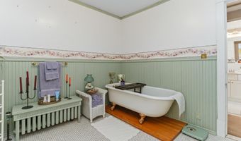 721 6th Ave E, Alexandria, MN 56308