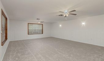 4525 Midway Rd, Weatherford, TX 76085