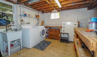 121 SEVERN Way, Arnold, MD 21012