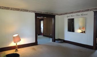 401 S Third St, Altamont, IL 62411