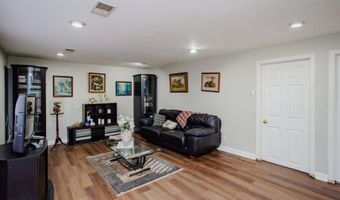 1849 W Spring Ridge Dr, Arlington Heights, IL 60004