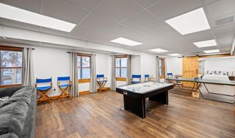 95 Birch Bark Ln, Big Sandy, TN 38221