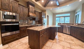105 E EDEN Vly, Adkins, TX 78101