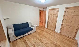14 Island Woods Rd, Bar Harbor, ME 04609