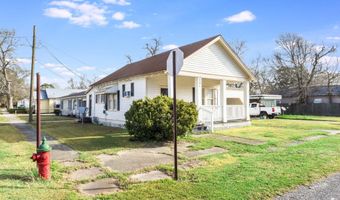 801 Godchaux St, Abbeville, LA 70510