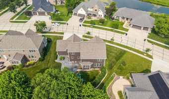 5644 N SUMMERLAND Dr, Appleton, WI 54913