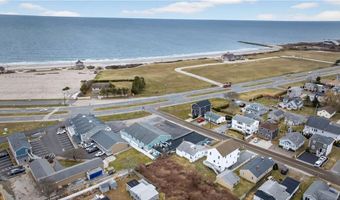 1 Angell Rd, Narragansett, RI 02882