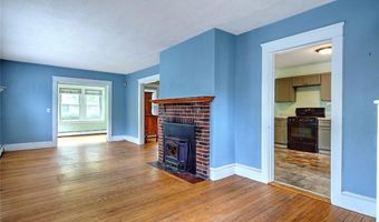 4 Talbot Mnr, Cranston, RI 02905
