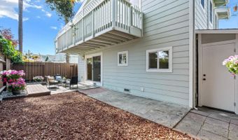 227 Center Ave, Aptos, CA 95003