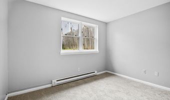 24 Delaware St, Albany, NY 12202
