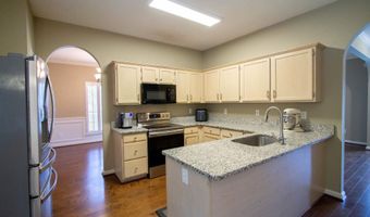 612 PARK FOREST Ln, Alabaster, AL 35007