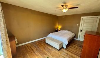 905 N 6th St, Alpine, TX 79830
