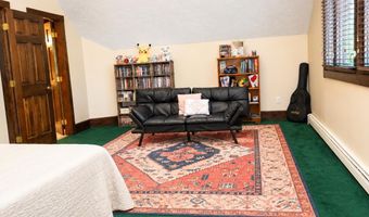 107 Fresh Pond Ln, Brookline, NH 03033