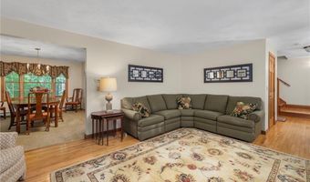 15 Secluded Dr, Narragansett, RI 02882