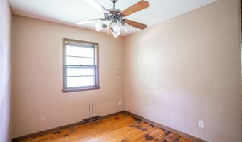 3327 Kinsey Ave, Des Moines, IA 50317