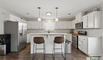 309 Nashview Trl, Allenhurst, GA 31301