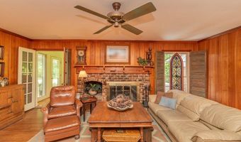 90 Manville Ave, Barnwell, SC 29812