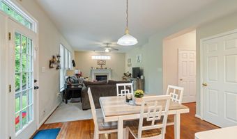 6 Foxmoor Ln, Bayville, NJ 08721