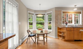 3 Owen Ln, Amherst, NH 03031
