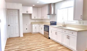 24729 Roxbury Rd A, Apple Valley, CA 92307