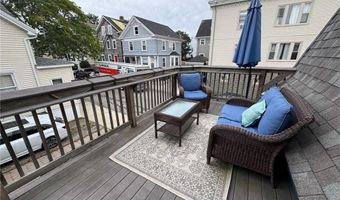 4 Hammond St 5, Newport, RI 02840