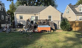 3117 Sora Ave, Audubon Park, KY 40213