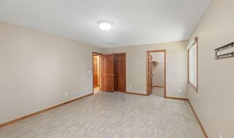 14566 Kerry St NW, Andover, MN 55304