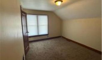 905 9th Ave SW, Austin, MN 55912