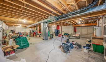 N9539 CHADBURY Lane, Appleton, WI 54915